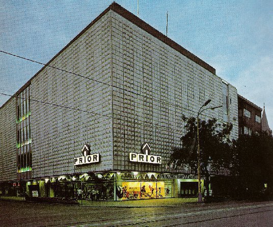 Pýcha socialistických pohlavárov PRIOR na Hlavnej